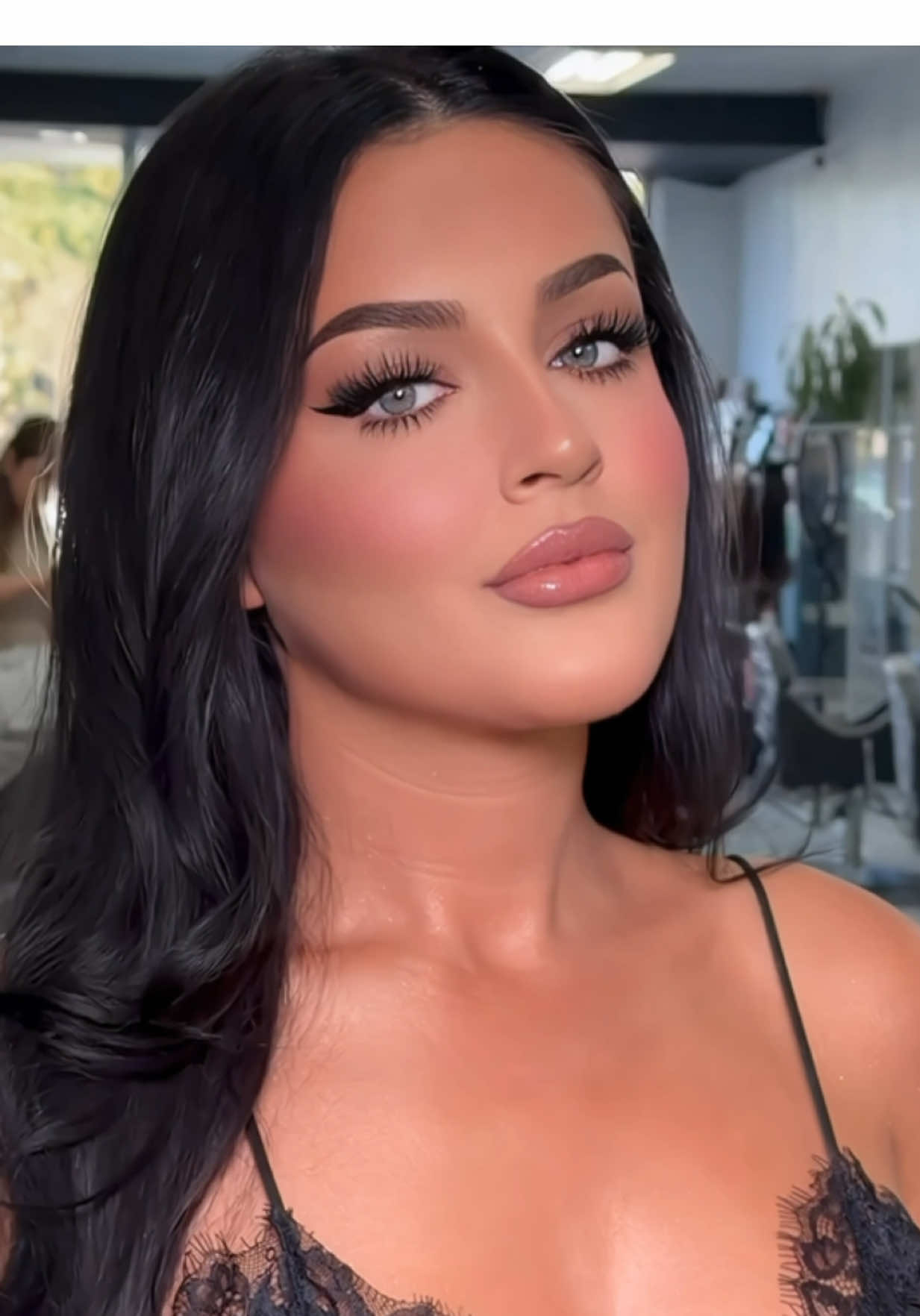 @roy_makeup