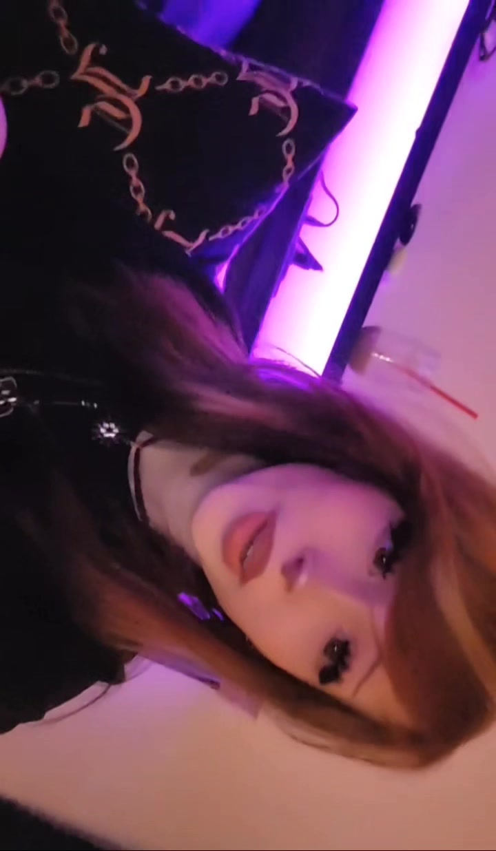 @𝒎𝒊𝒐 ☆