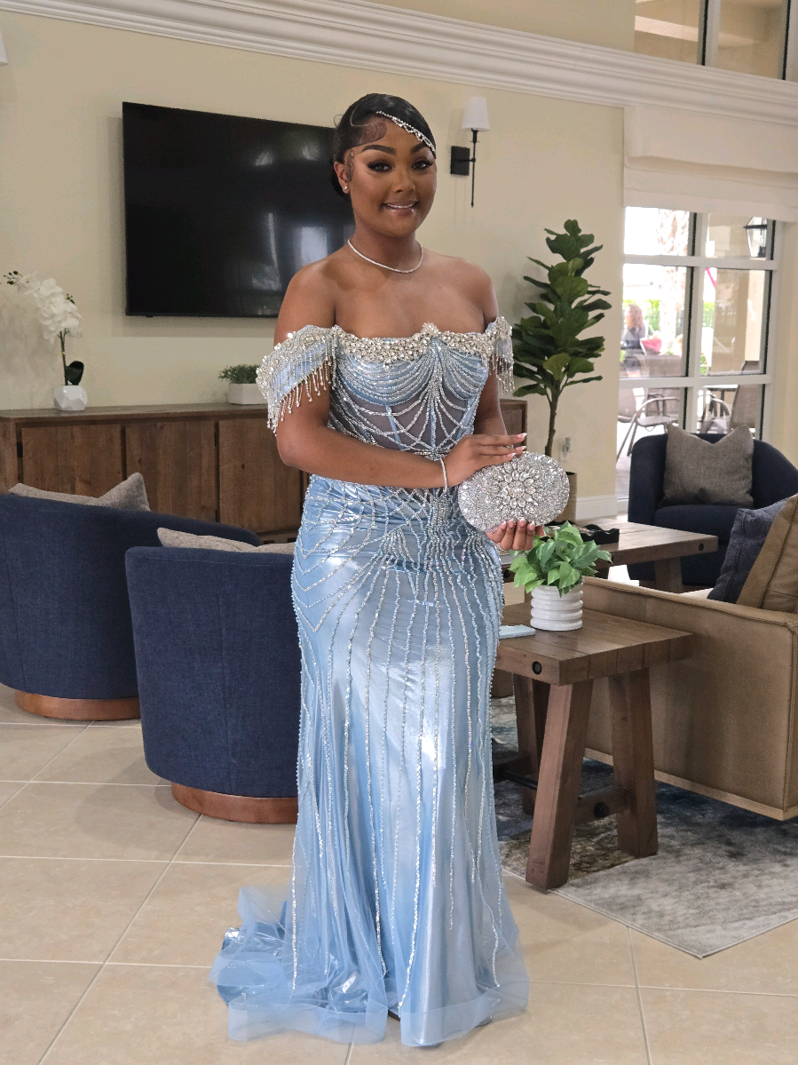 @Jewel_saint_lee