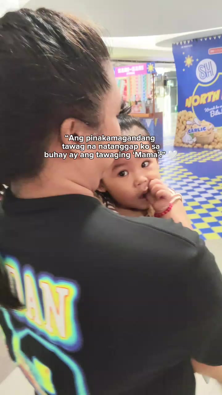 @Life with Mochi แฆ