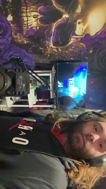 @LittlebuddstGodz