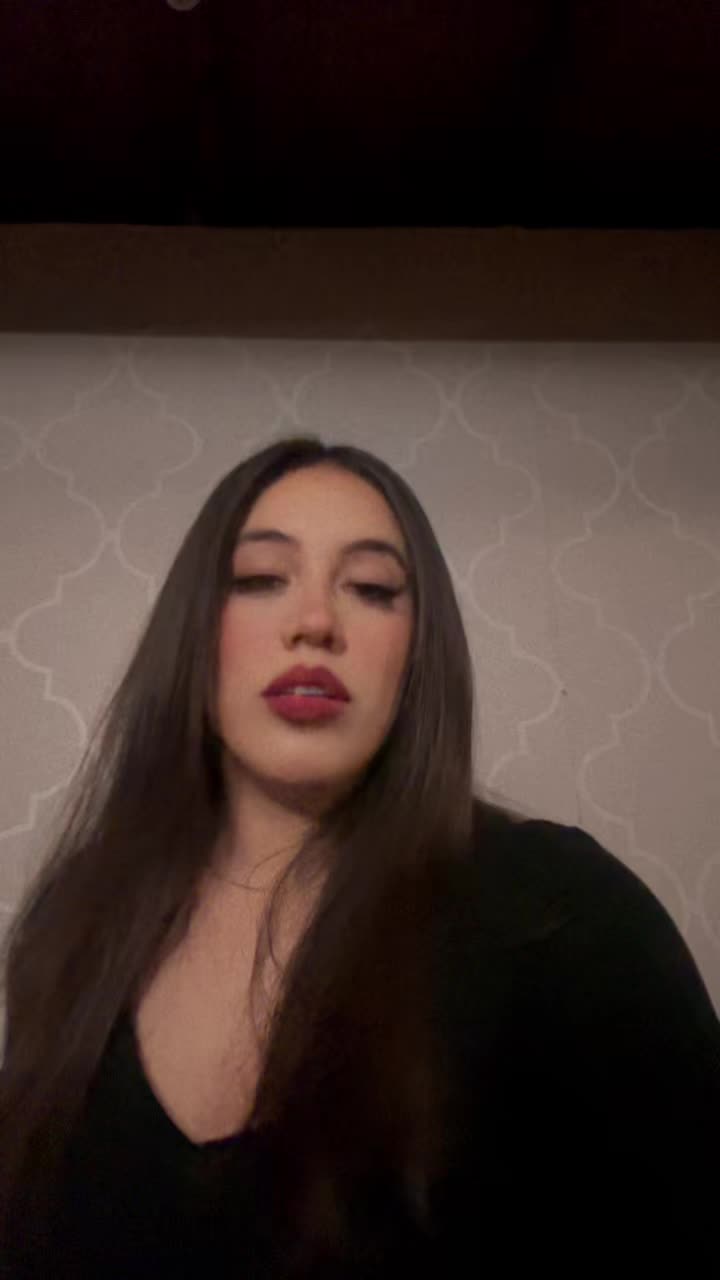 @Alondra Brambila