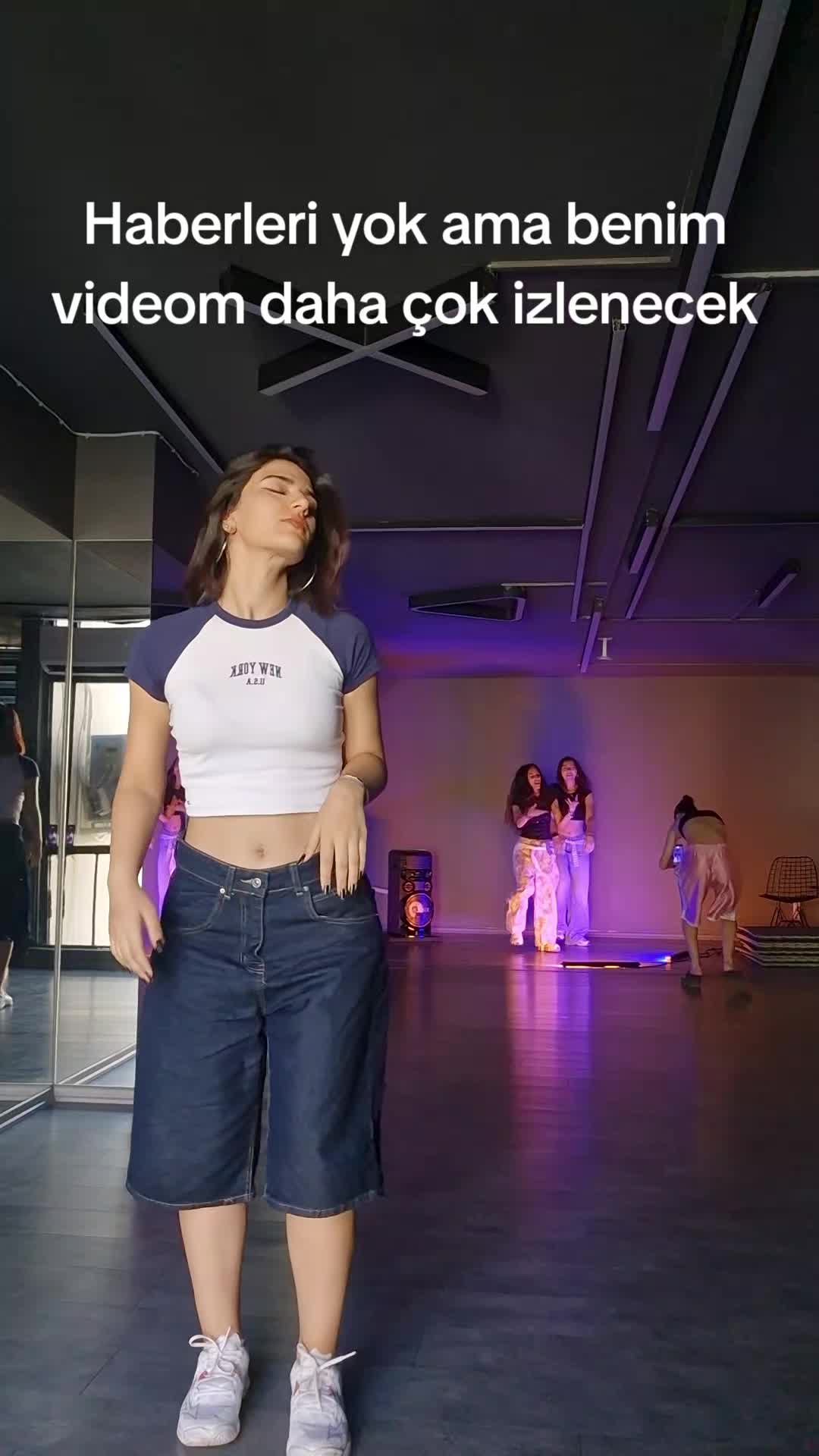 @Kübra Gökçe 卌