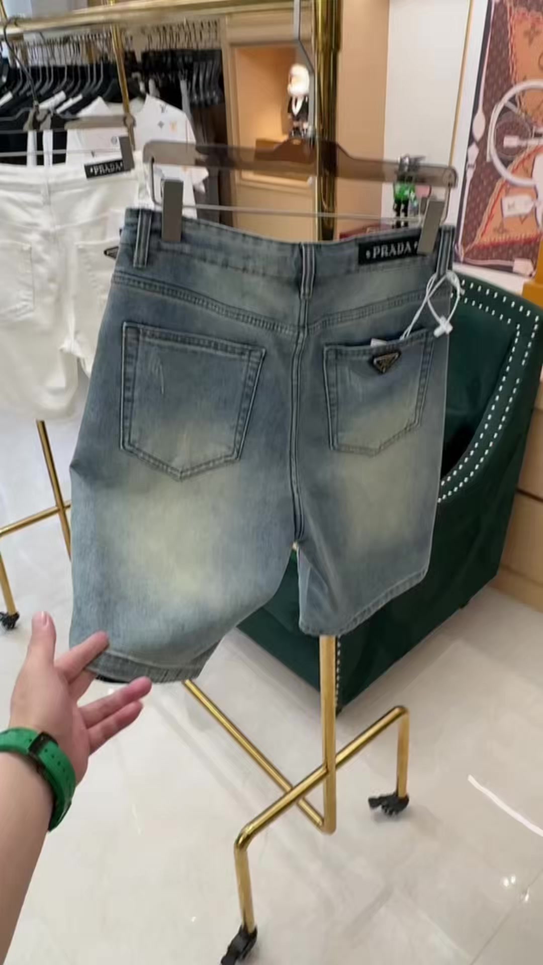 @Hple666