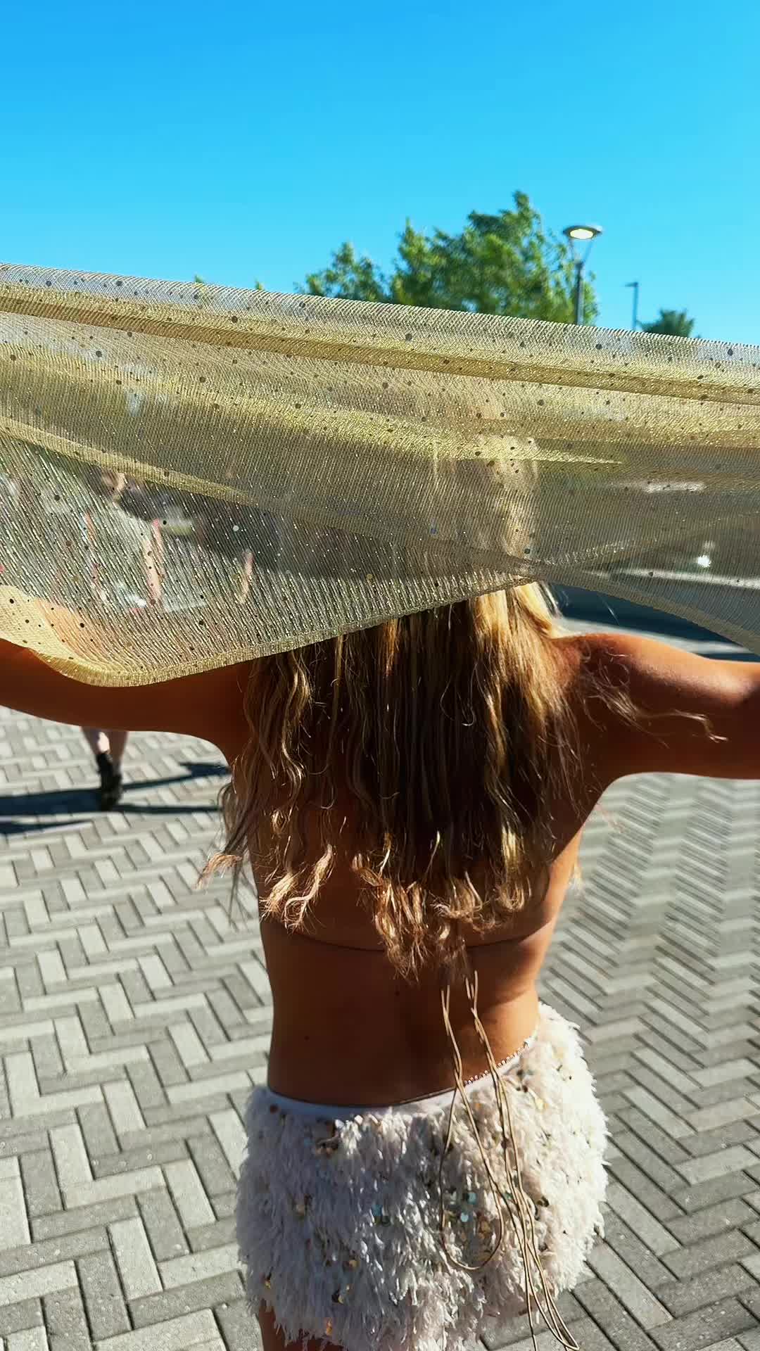 @Lillyneal02