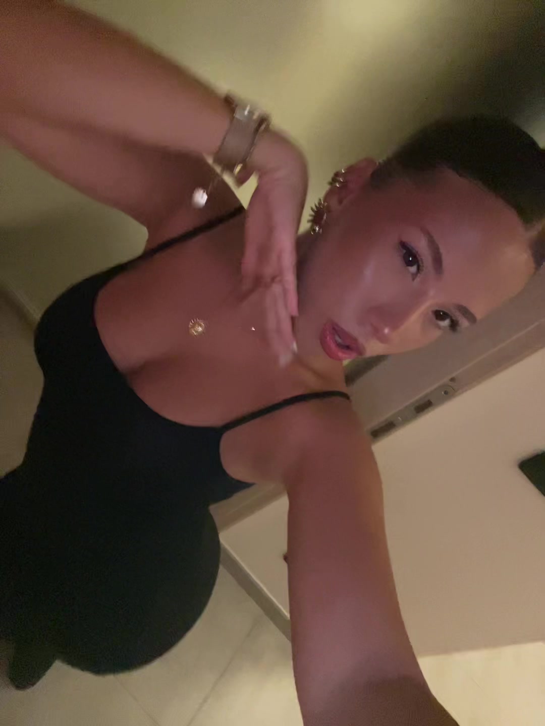 @sesè