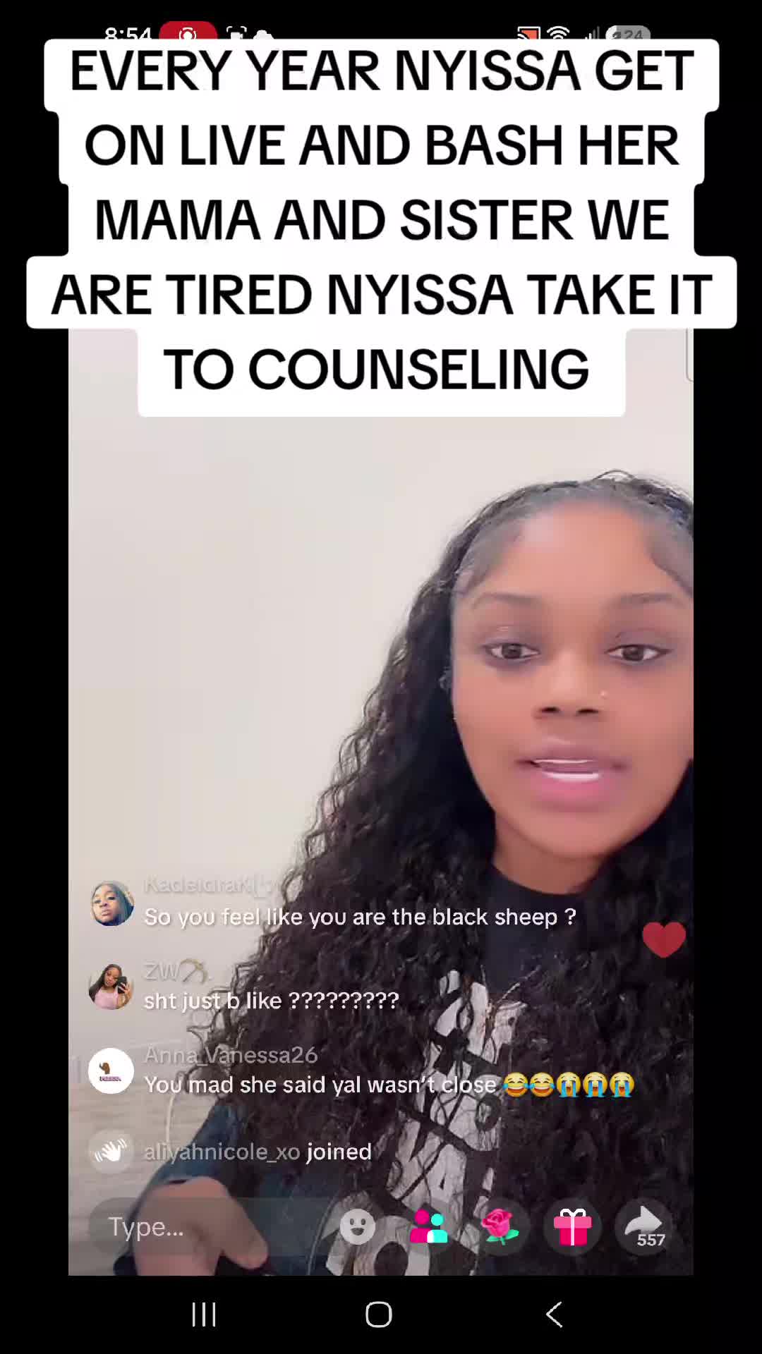@Whileyouwereoffline