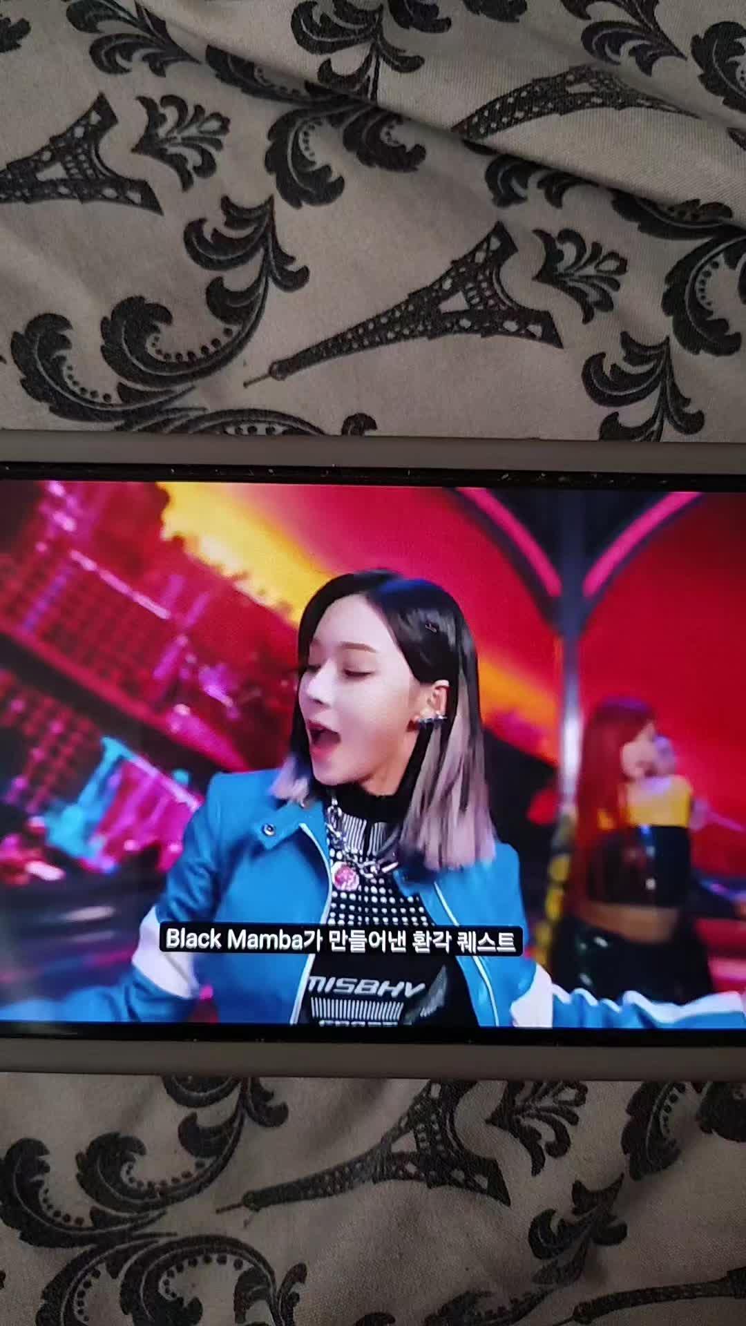 @Katseyefan567