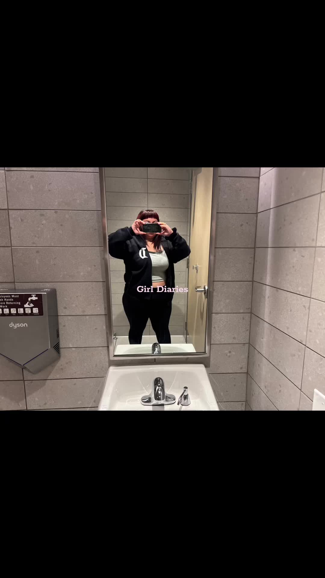 @_strawberrypoundcake