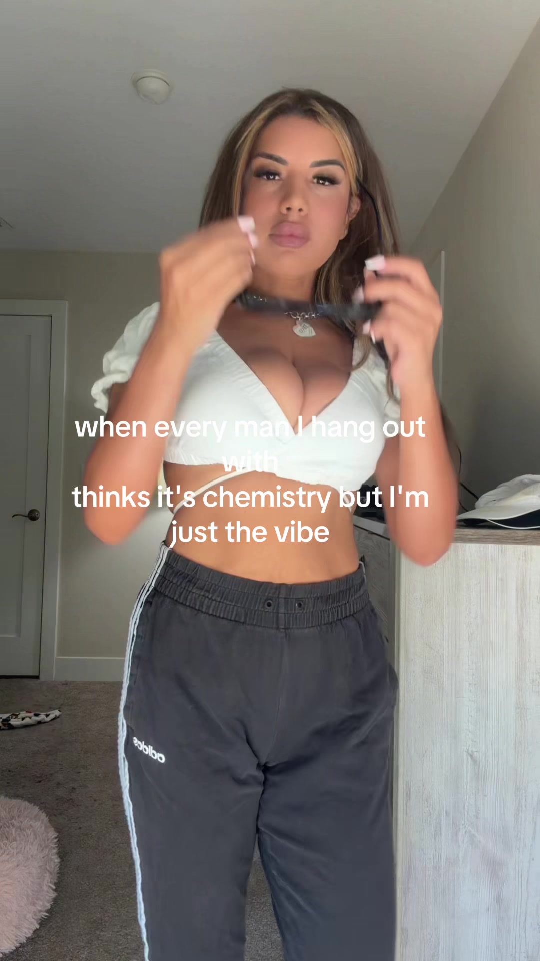 @Toomuchclass_