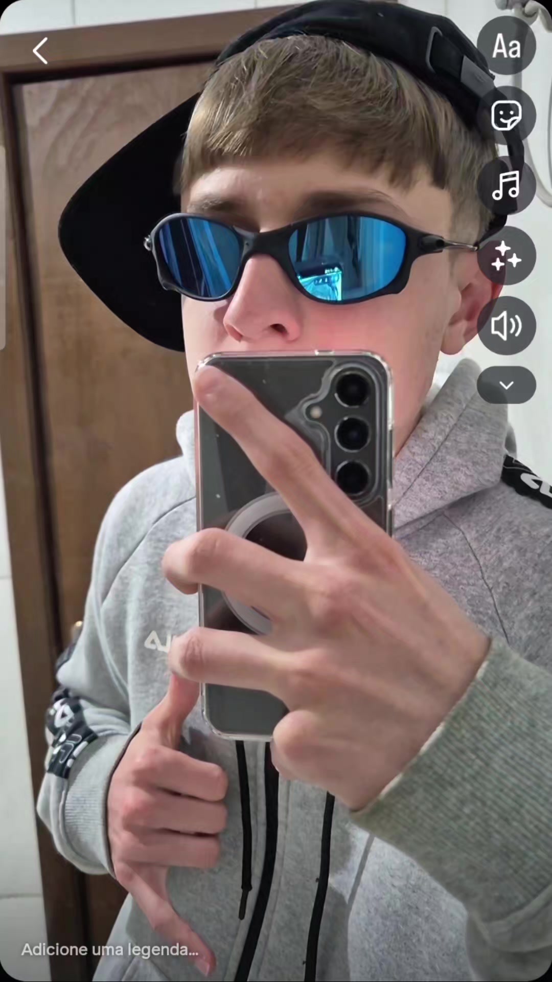 @F🥇