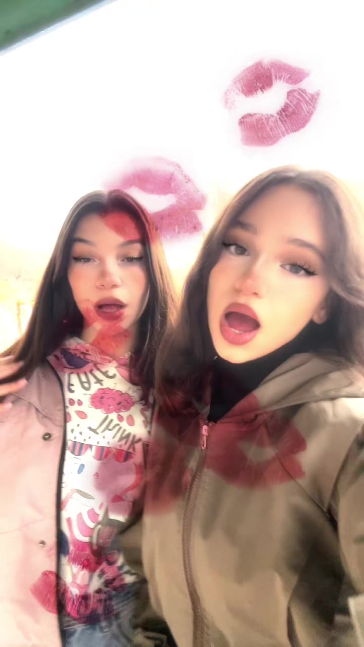 @Adrina Afshar