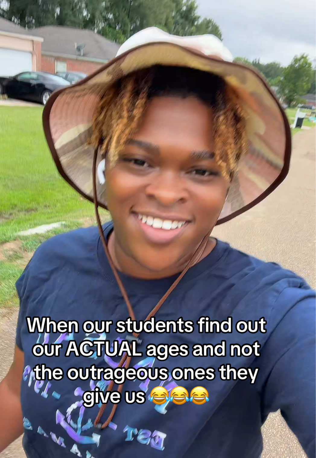 @Mrs. Hood•TEACHER🍎