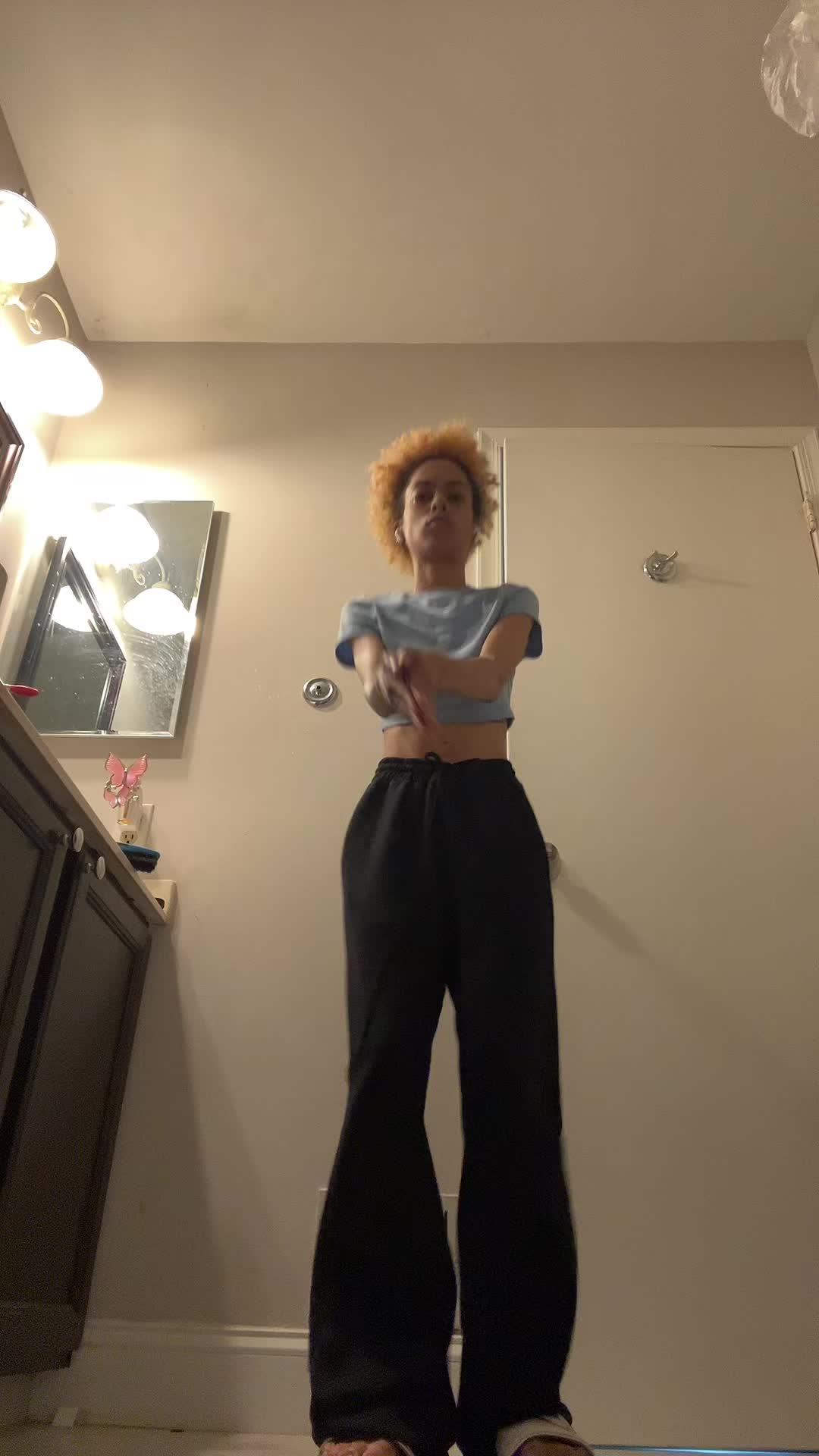@nosmilingnini