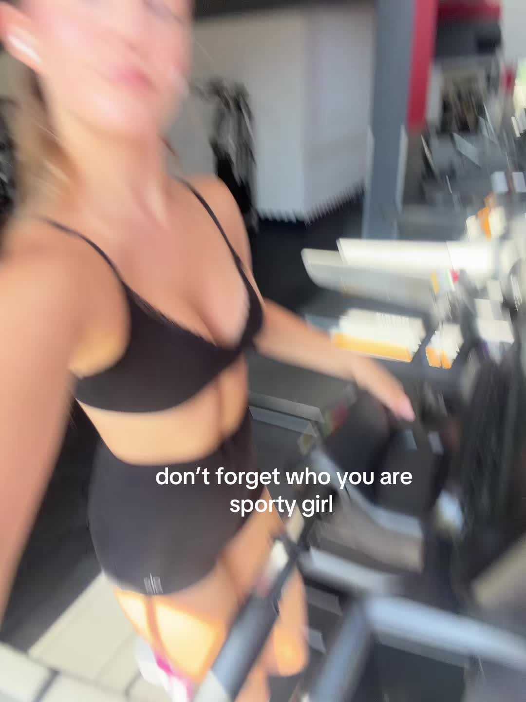 @aura