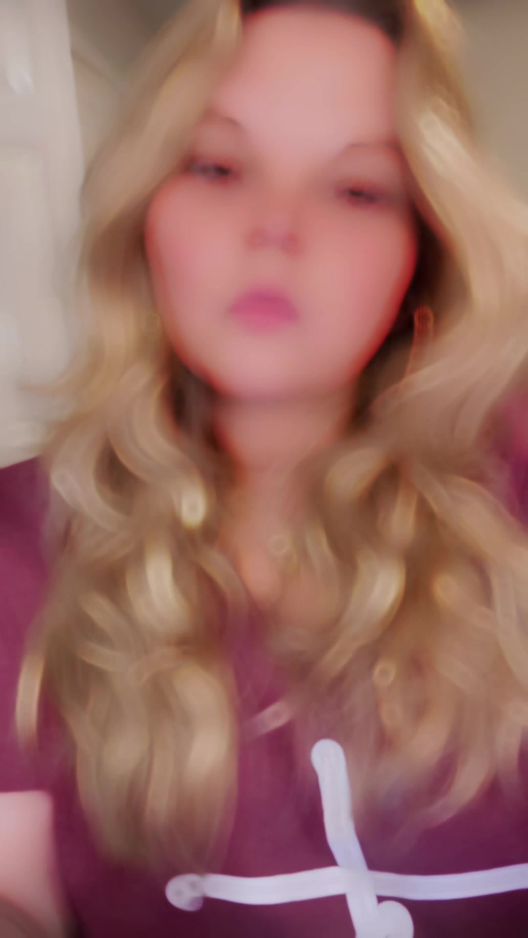 @🩶M E L 1012 🩶