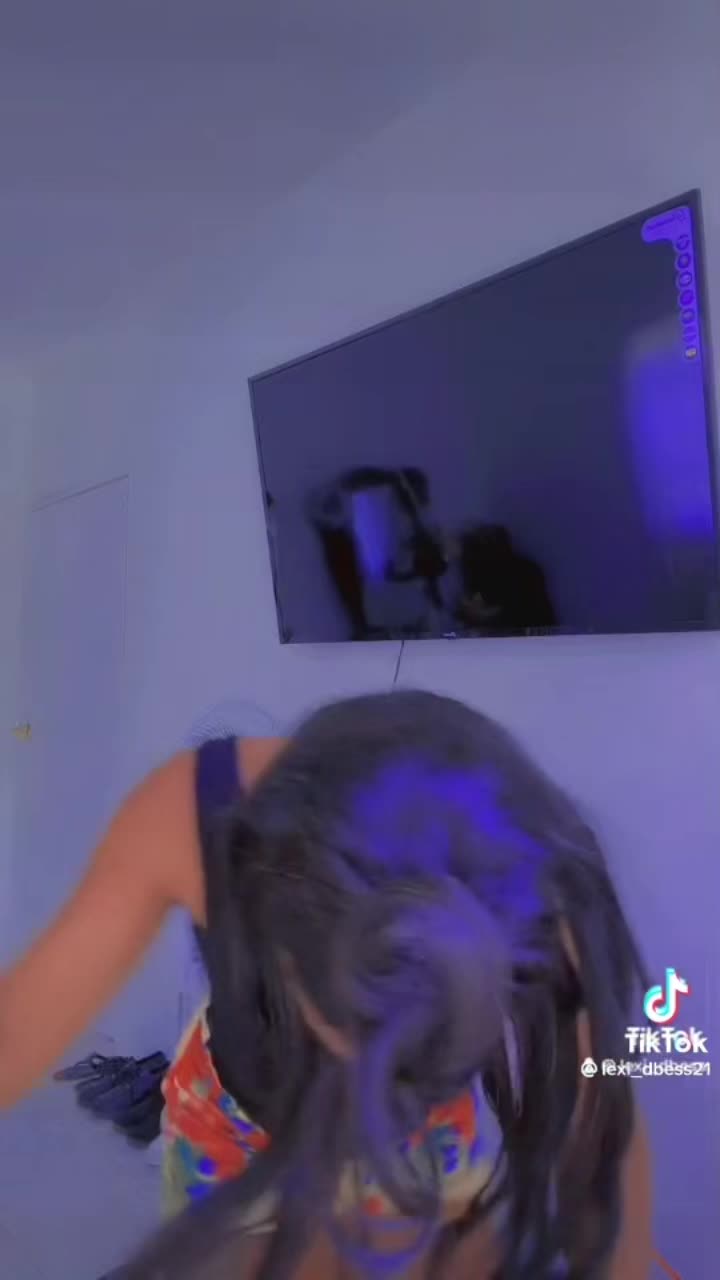 @1 RichAuntie19