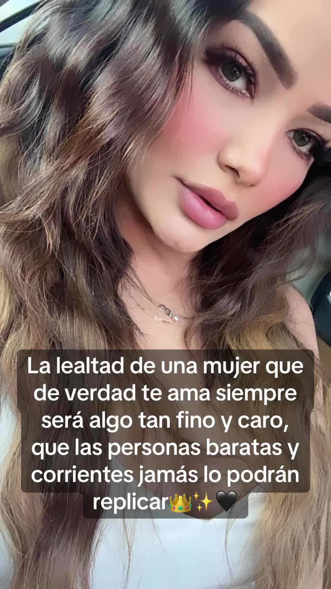 @Blanca R 🖤