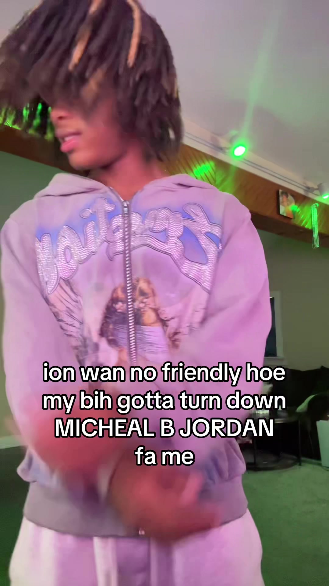 @Syn