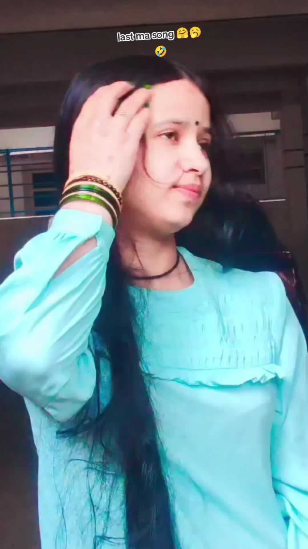 @अभागी परदेशी छोरी 🇮🇳🇳🇵😭