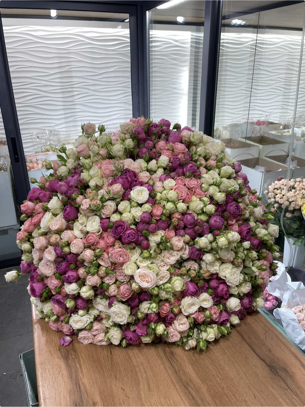 @33Rose
