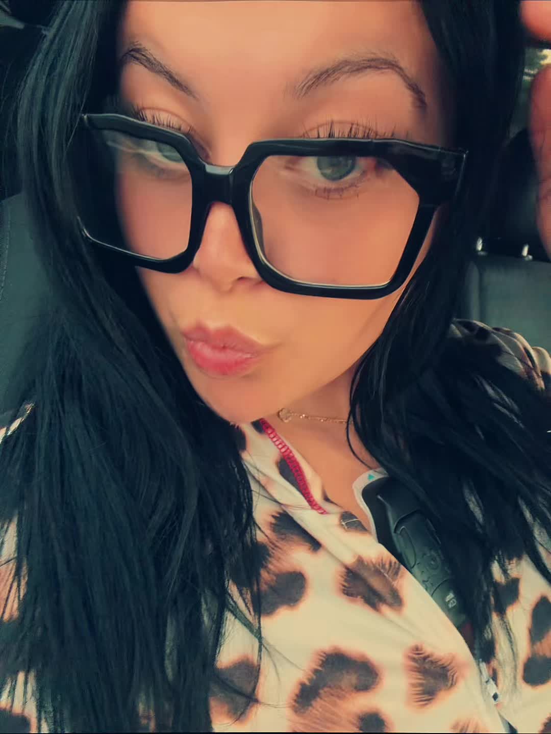@Felicityrose