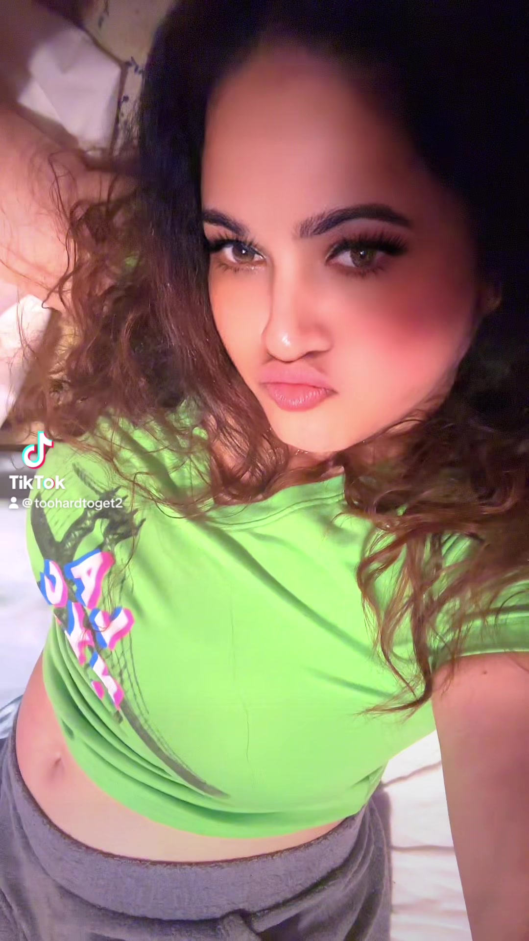 @PRIYA 3😘