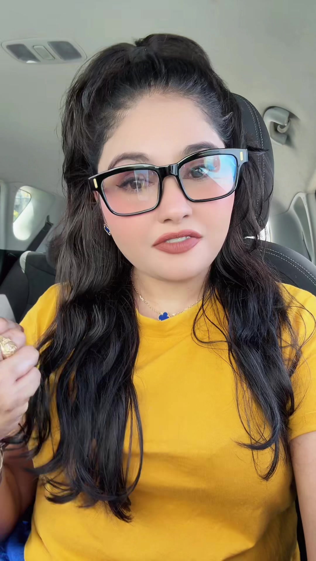 @SEXYNADIA123