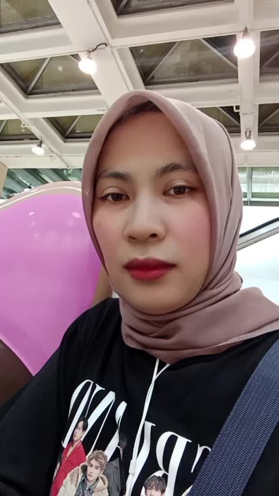 @Kanaya Aya🇭🇰