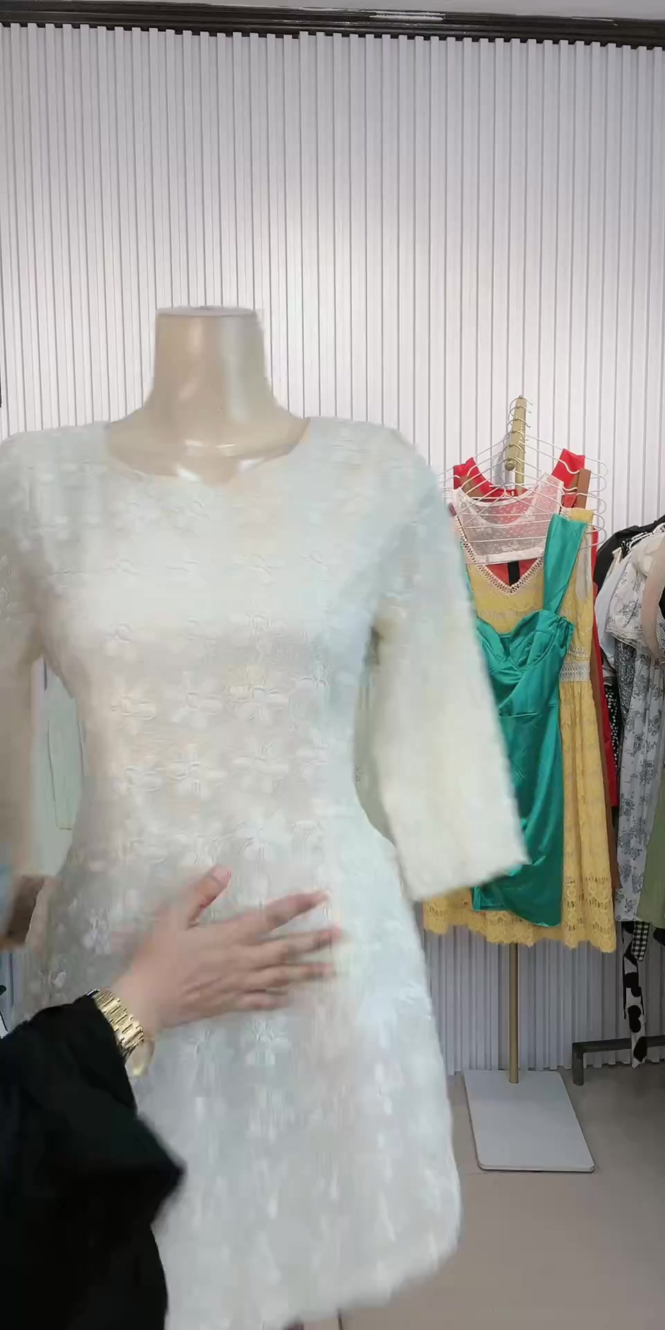 @lovelydressph