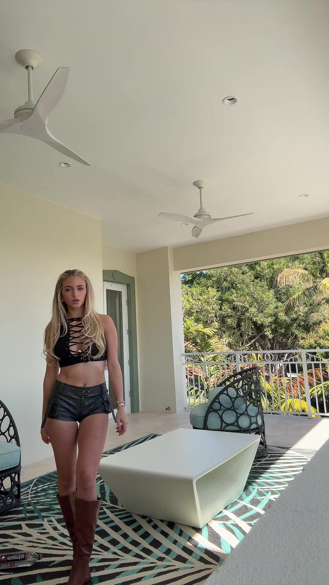 @liv