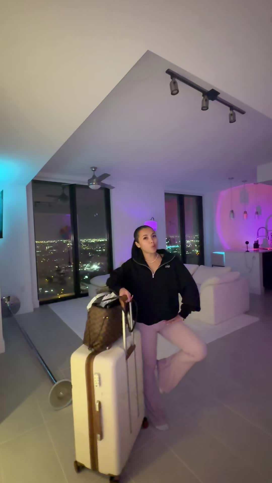 @Destiny 9/29 🎂🥨