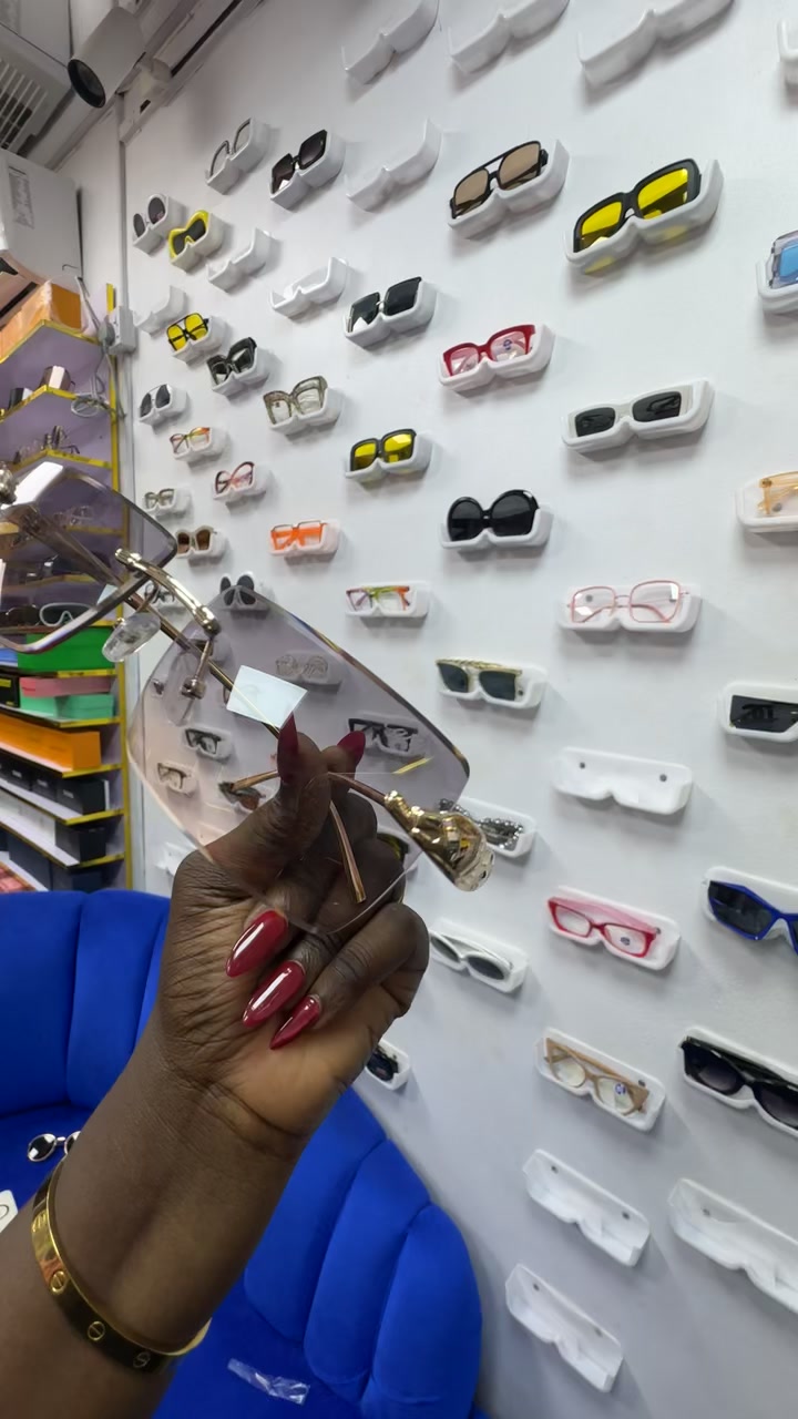@AKURE SUNGLASS VENDOR 1