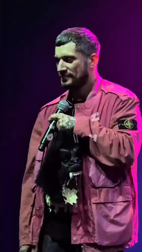 @🖤