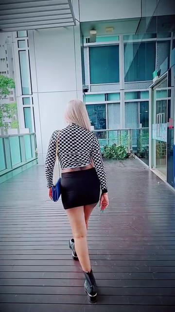 @Ginababezz