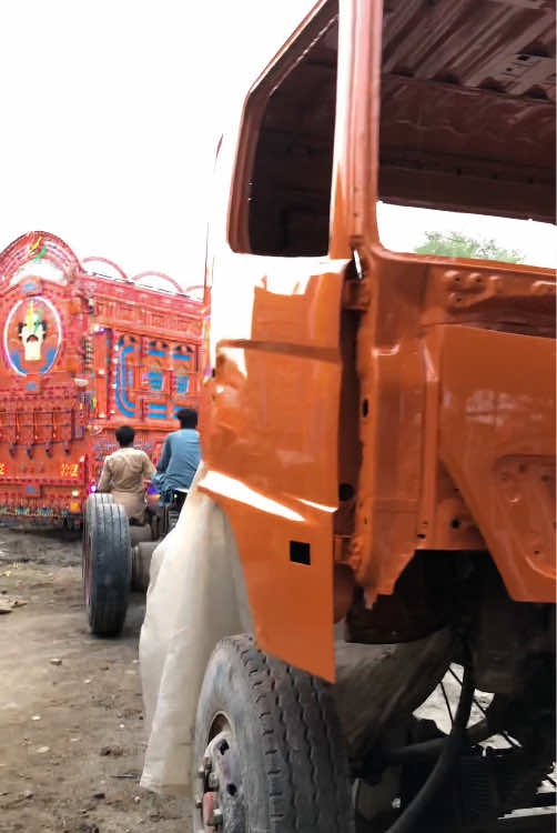 @Trucks Video