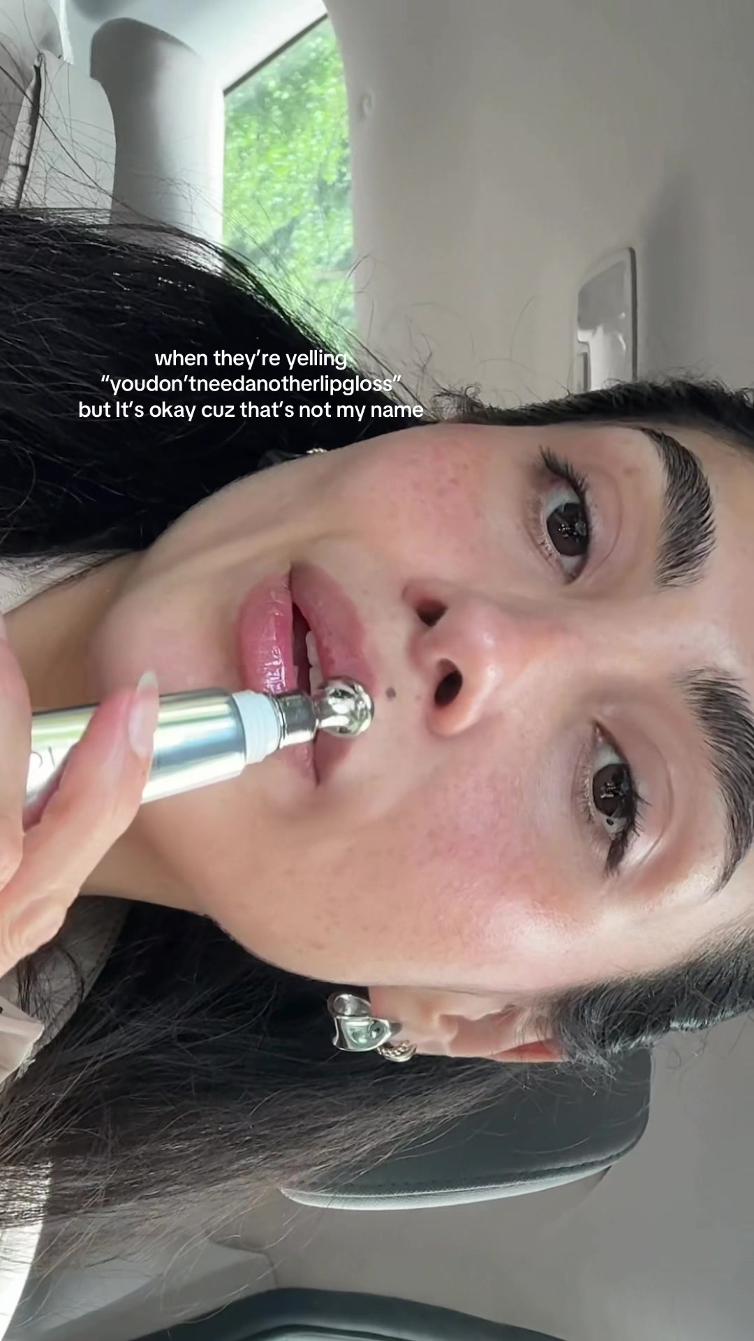 @Clique Lashes And Beauty
