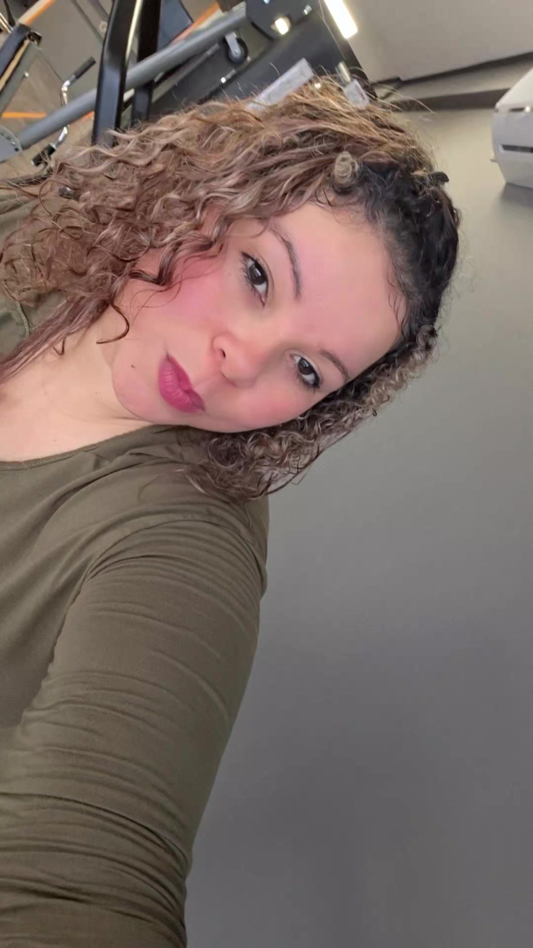 @michellyholanda87