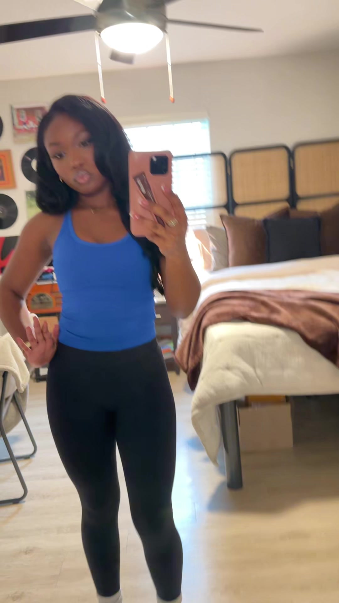 @shaniya