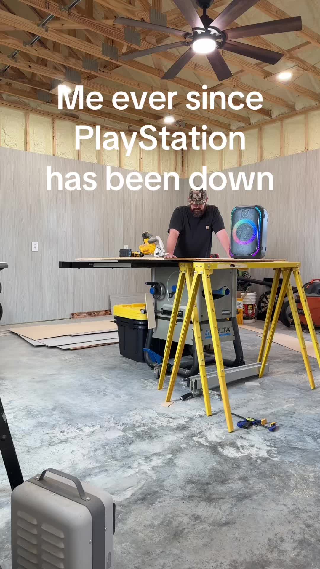 @Randoms_with_Roberson