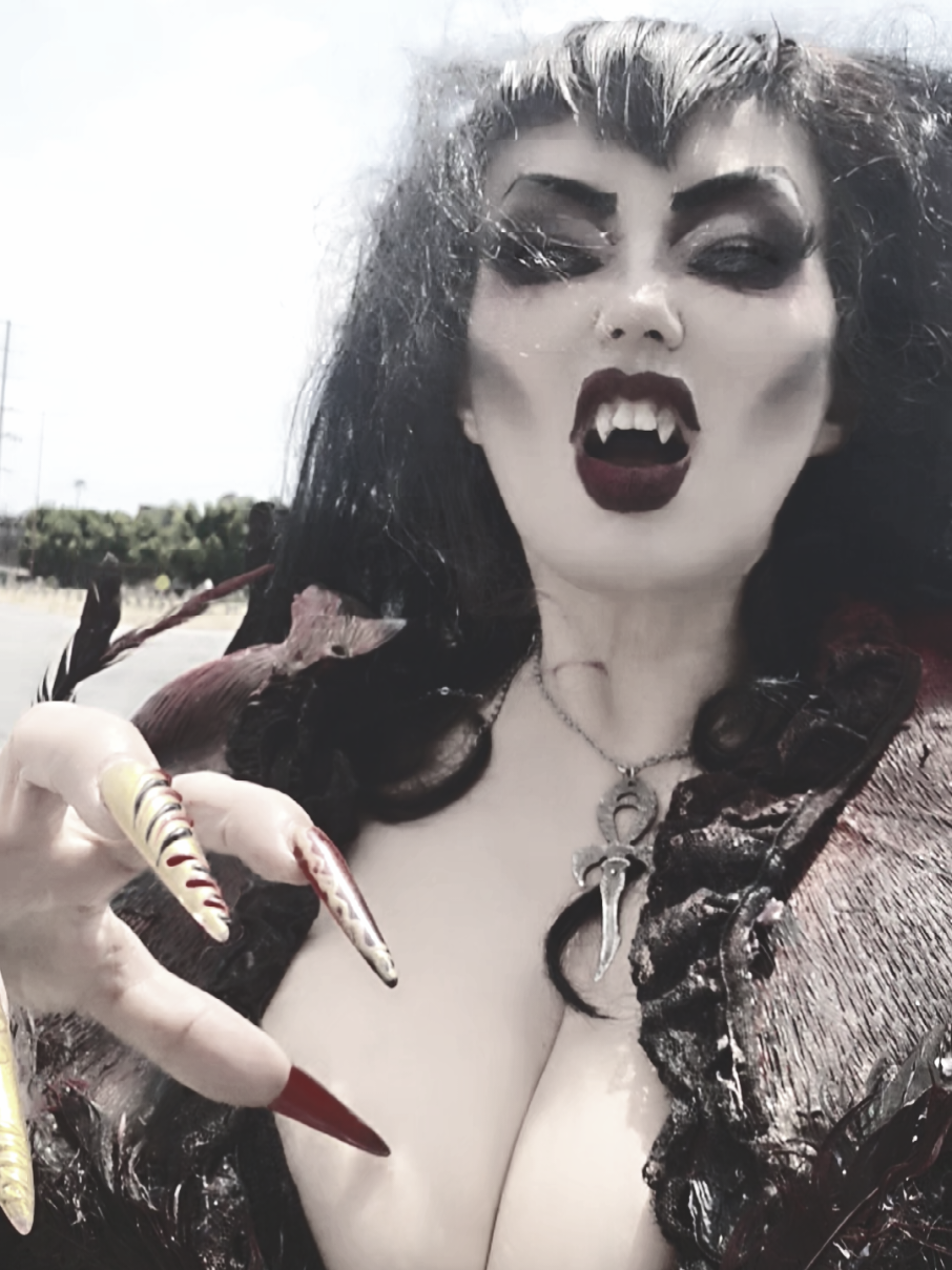@LorettaVampzOfficial