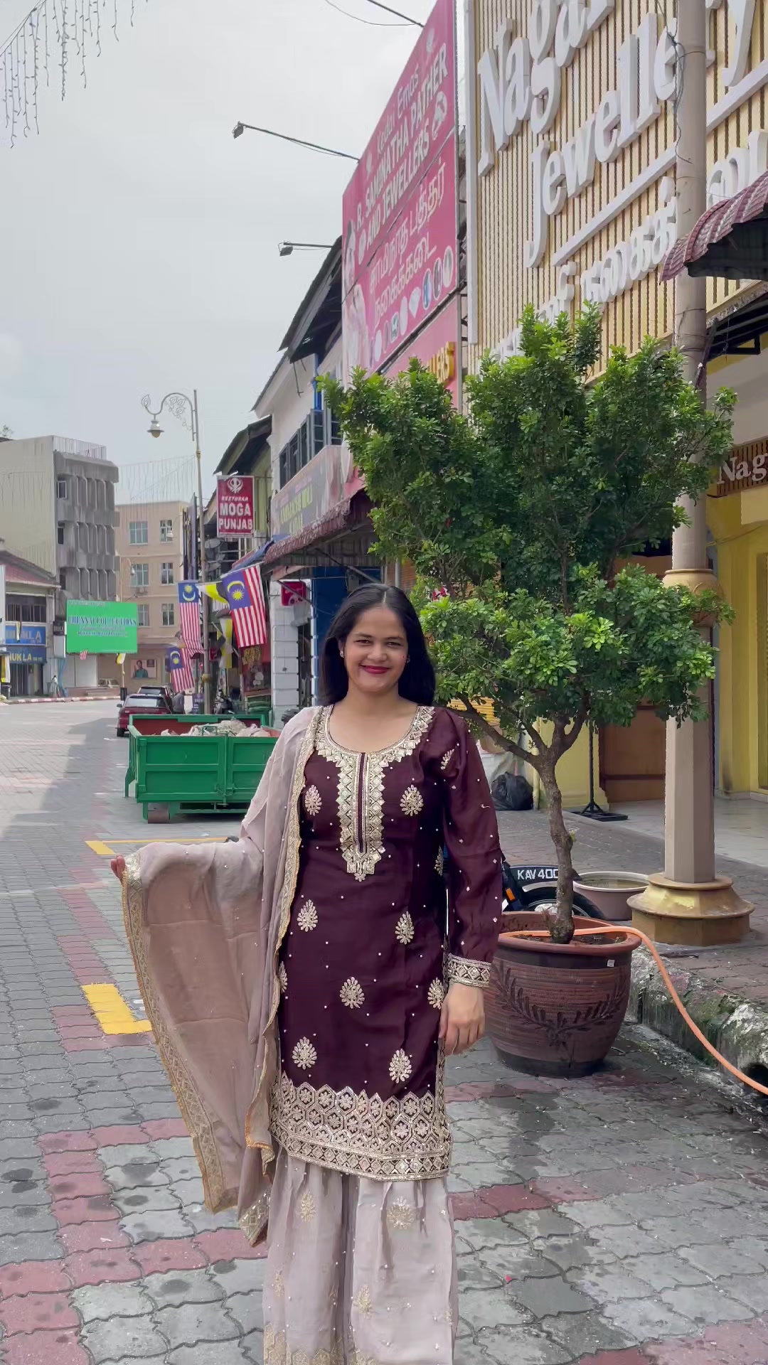 @Fesyen Shinder Bollywood