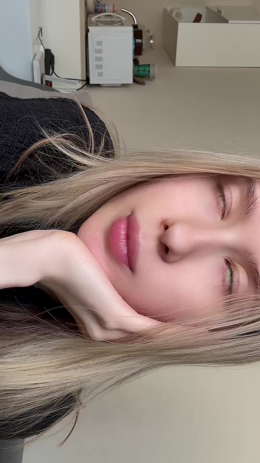 @r.v