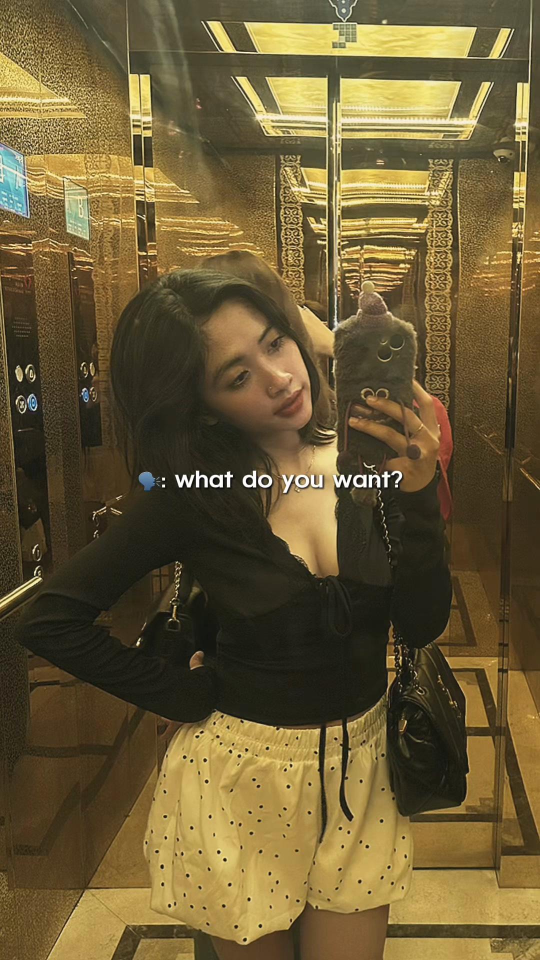 @Ployy