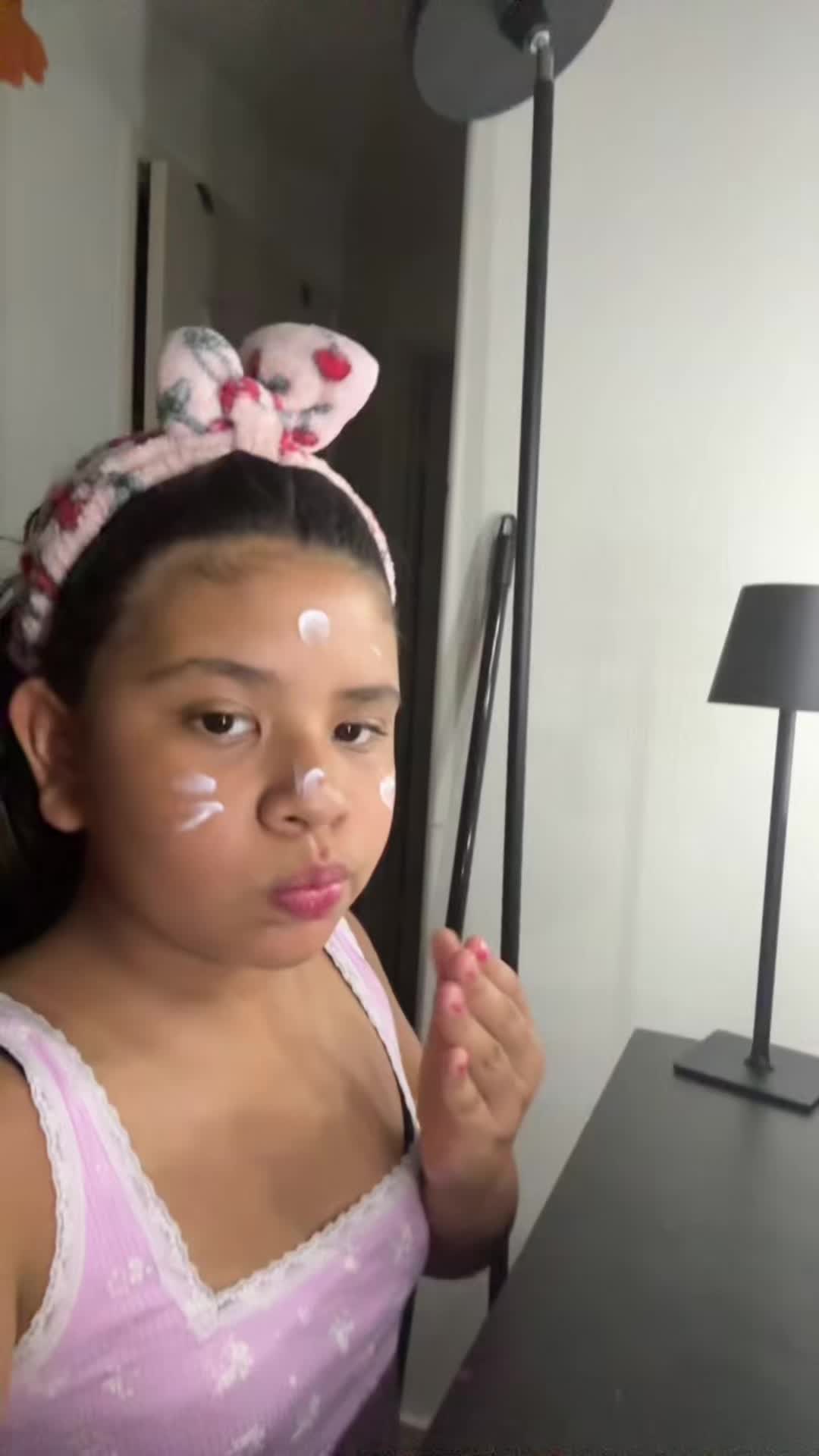 @AuriSkye
