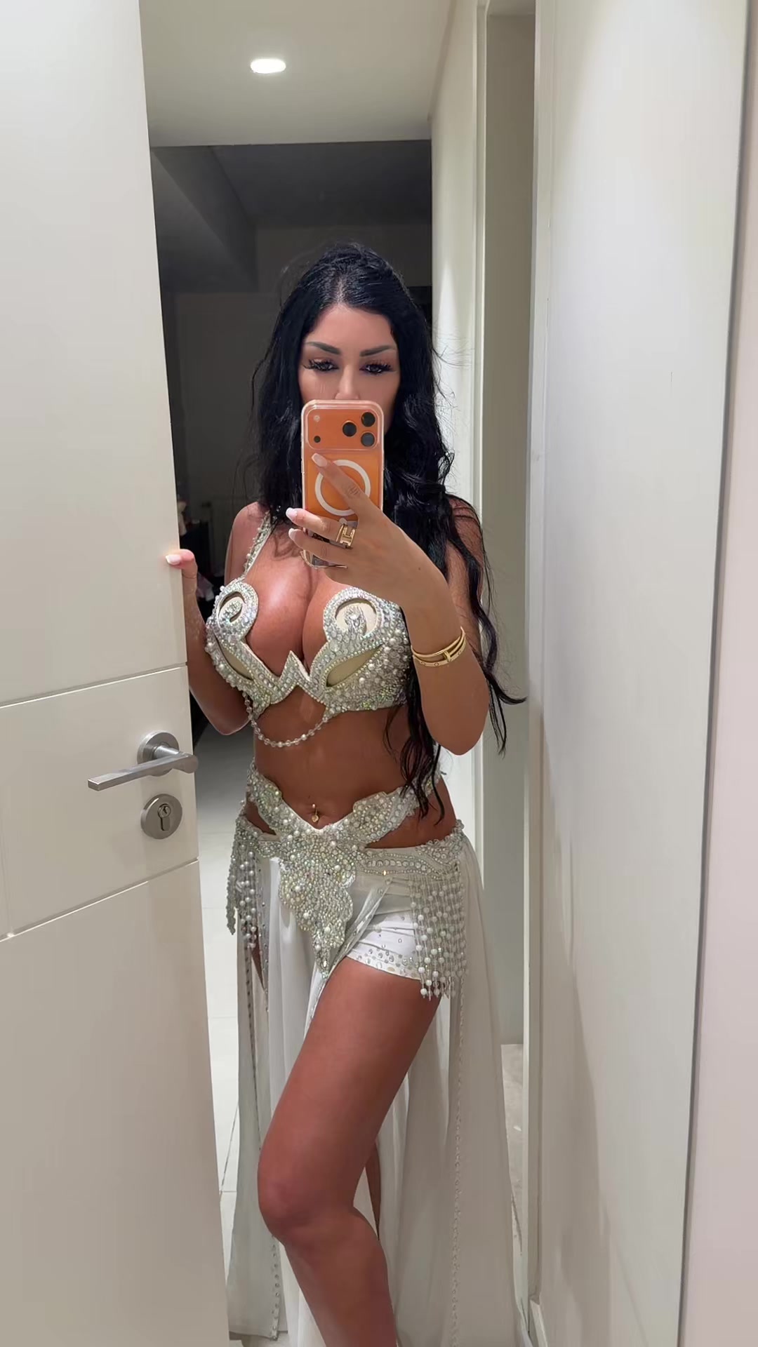 @Samaher dancer