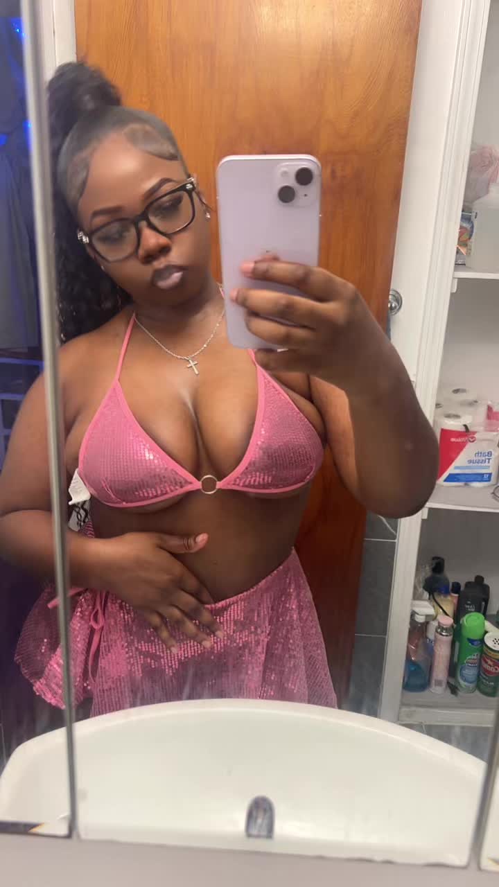 @Anonymousthickgirl