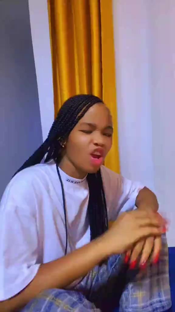 @Reniss'ka dame unique officiel