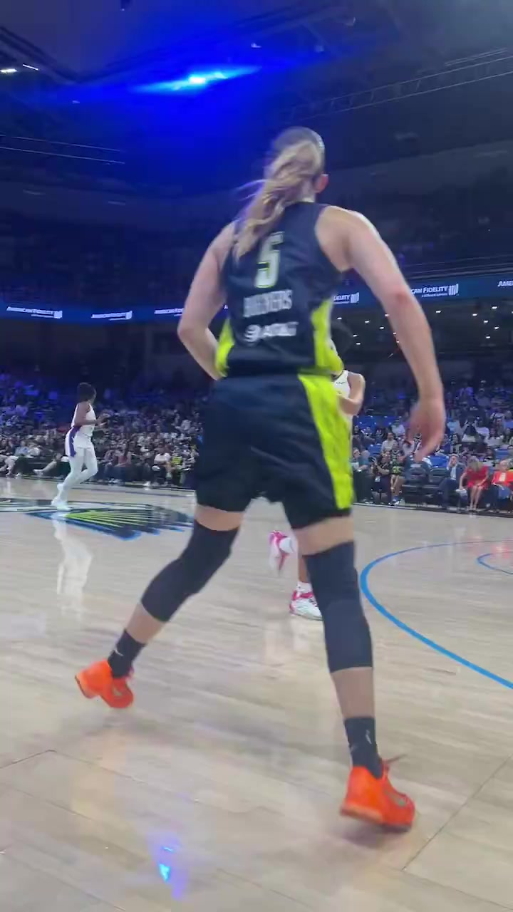 @Paigeedit🪻🏀🌭