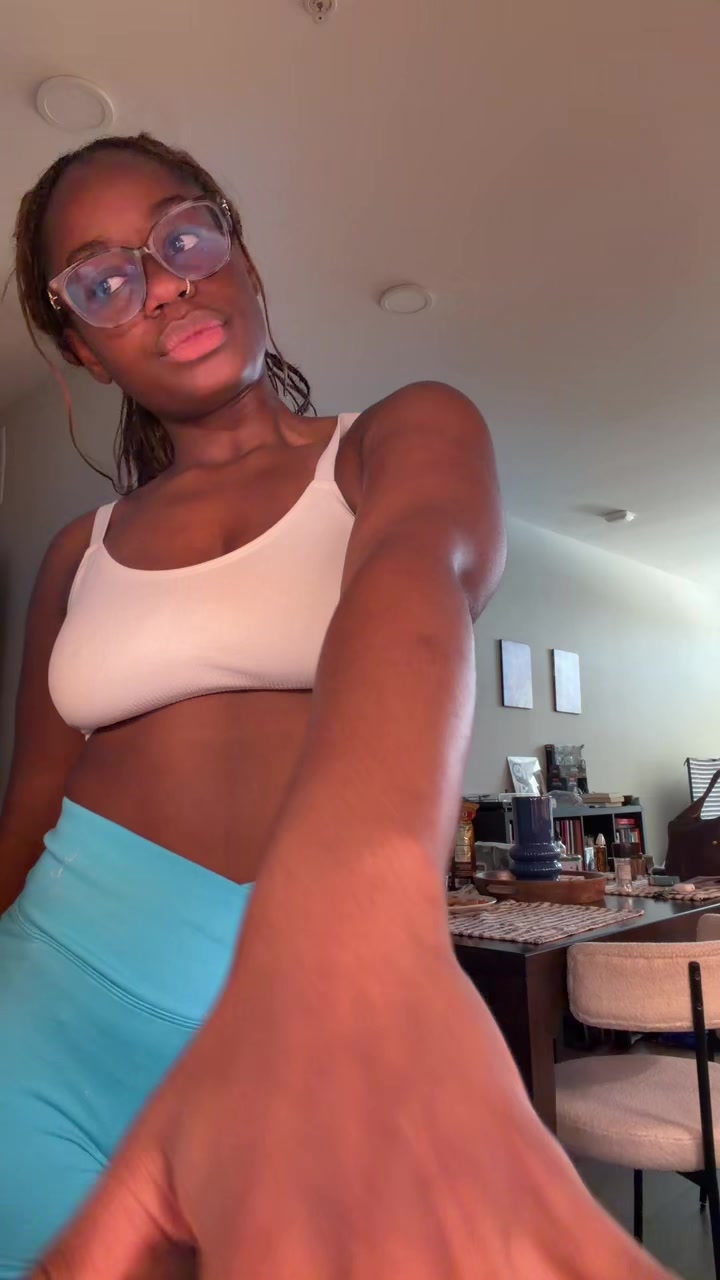 @Iloveapple03